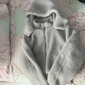 COPY - grey alo sherpa coat